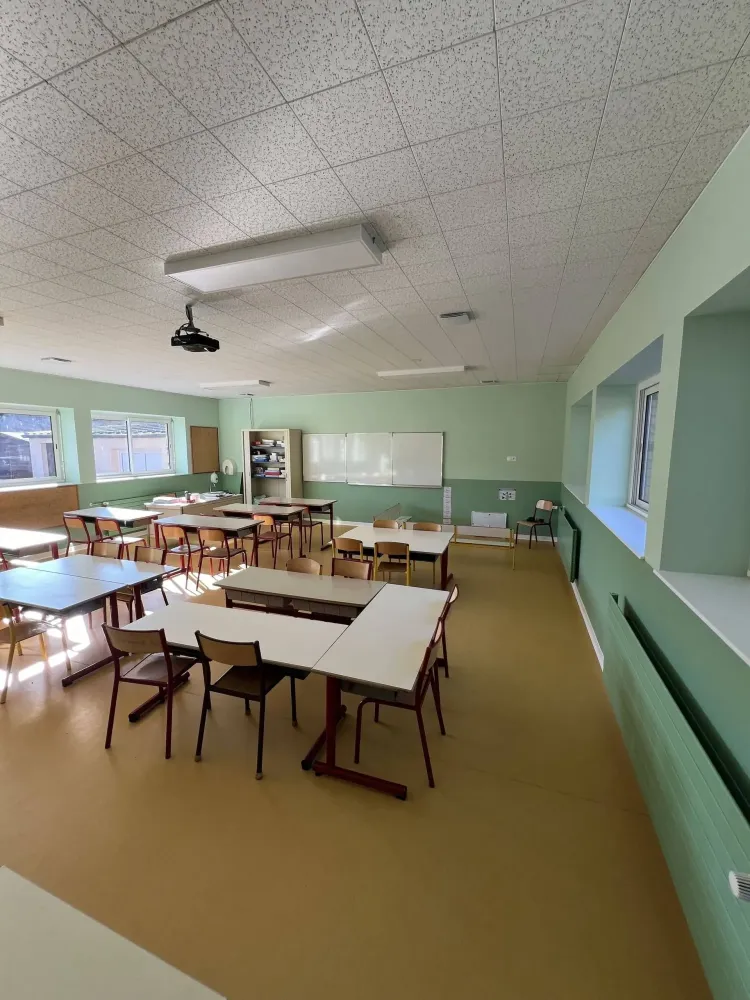 Peinture intérieure près de 	Artenay